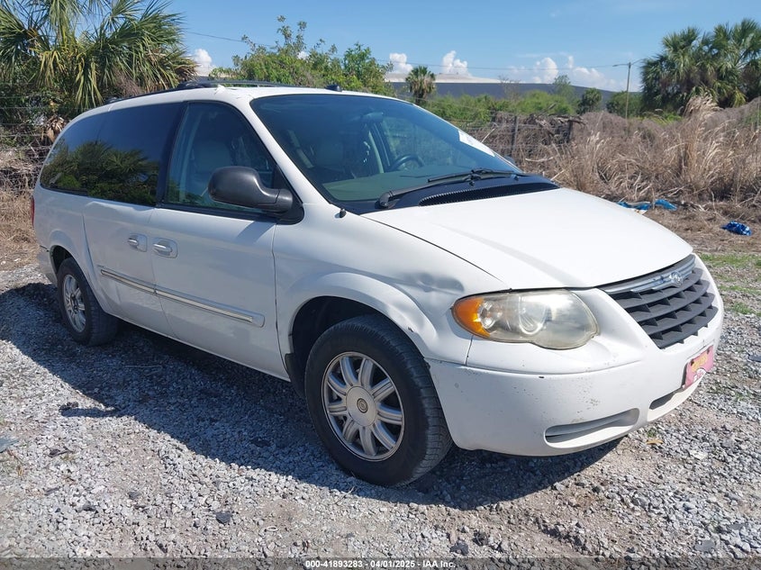 2005 Chrysler Town & Country Touring white van gasoline 2C4GP54L45R444491 photo #1