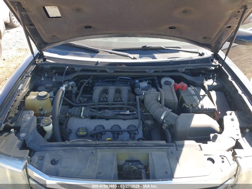 2009 FORD FLEX VIN: 2FMEK62C09BA32920