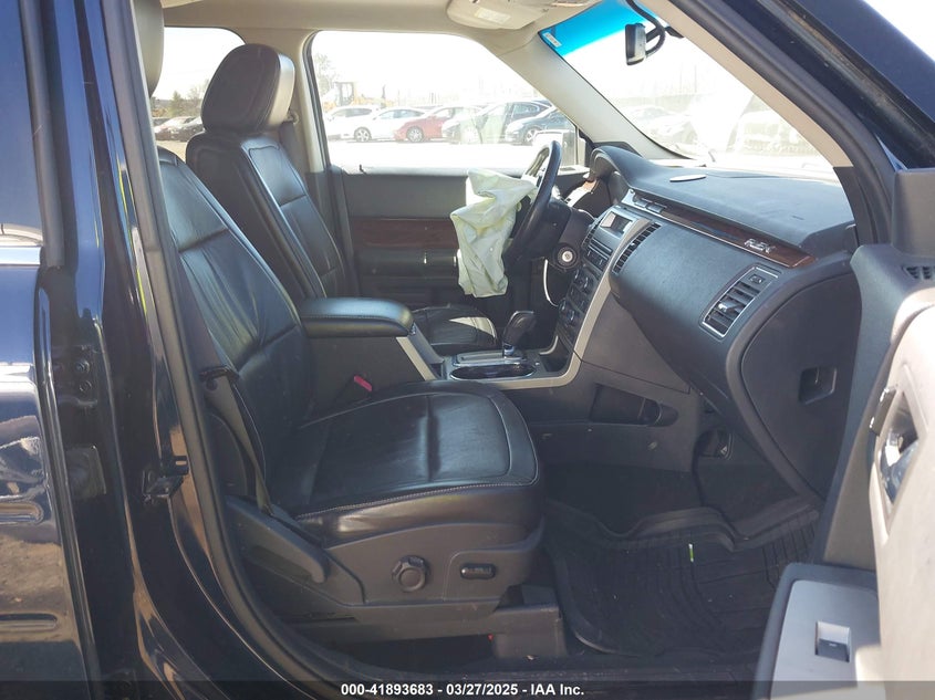 2009 FORD FLEX VIN: 2FMEK62C09BA32920