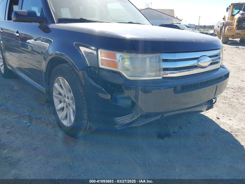 2009 FORD FLEX VIN: 2FMEK62C09BA32920