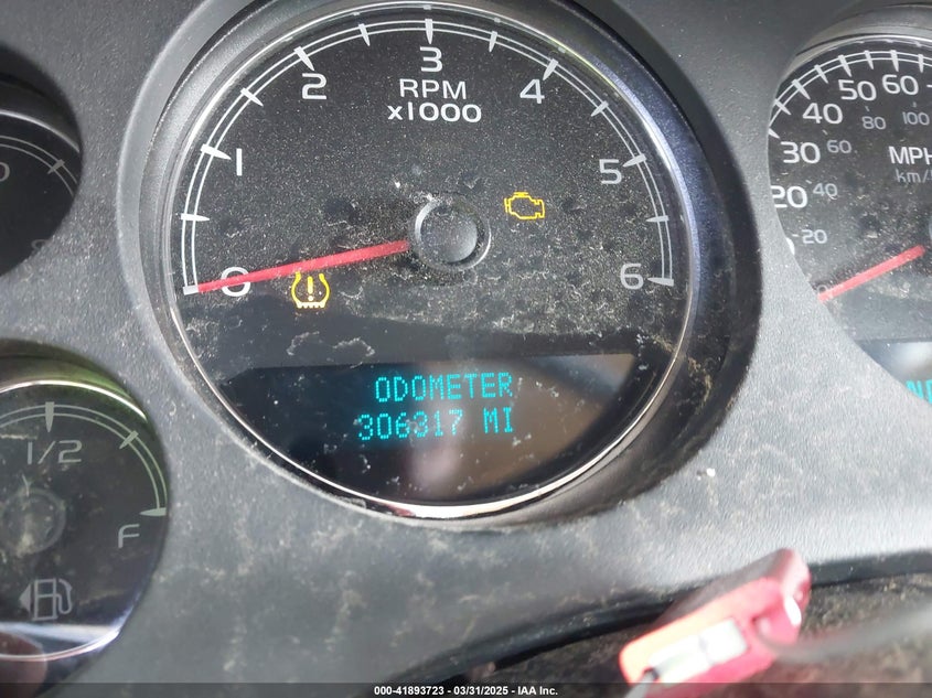 2007 CHEVROLET TAHOE VIN: 1GNFC13057R390352