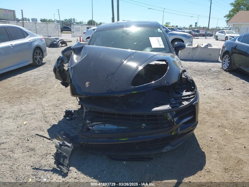 2019 PORSCHE MACAN - WP1AA2A58KLB00807
