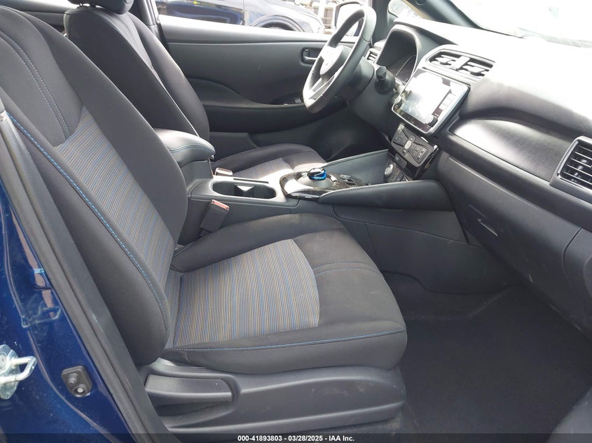 2022 NISSAN LEAF VIN: 1N4AZ1CV4NC561739