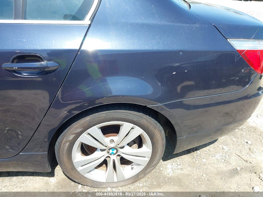 2009 BMW 528I VIN: WBANV13529C155839