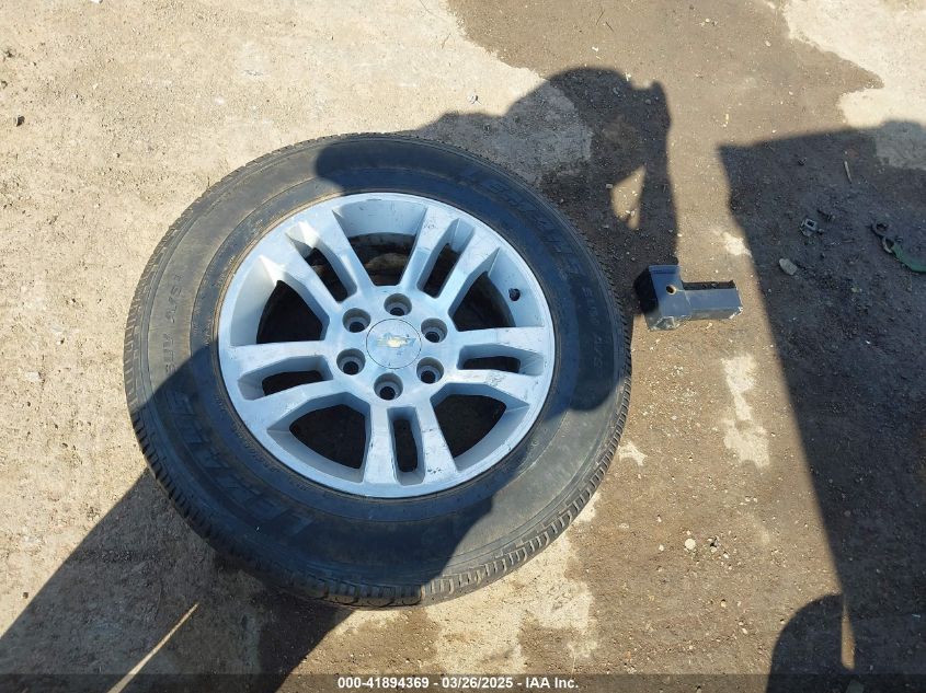 2004 Chevrolet Tahoe Lt VIN: 1GNEC13ZX4J300875 Lot: 41894369