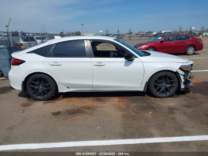 2022 HONDA CIVIC VIN: 19XFL2H82NE004637