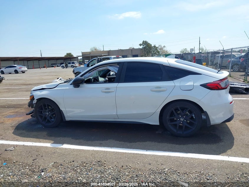 2022 HONDA CIVIC VIN: 19XFL2H82NE004637