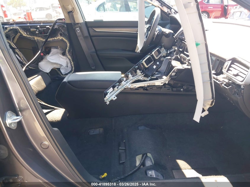VIN 1HGCV3F12NA006563 2022 HONDA ACCORD HYBRID
