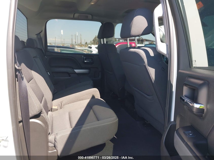 2018 CHEVROLET SILVERADO 1500 VIN: 3GCUKREC4JG507631