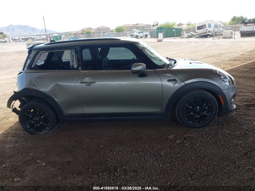 2020 MINI HARDTOP COOPER - WMWXR3C06L2L66715