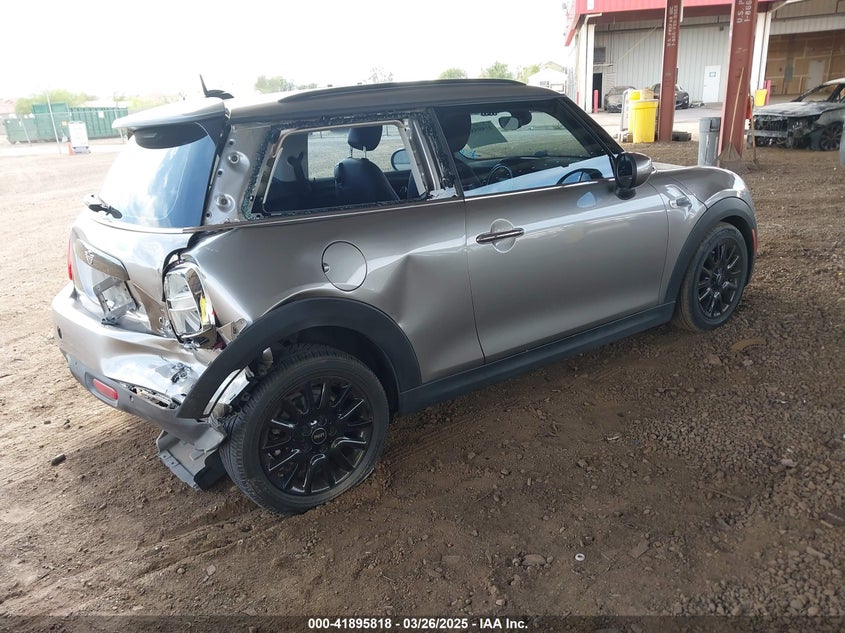 2020 MINI HARDTOP COOPER - WMWXR3C06L2L66715
