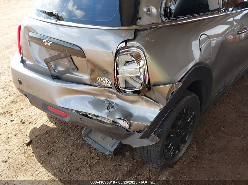 2020 MINI HARDTOP COOPER - WMWXR3C06L2L66715