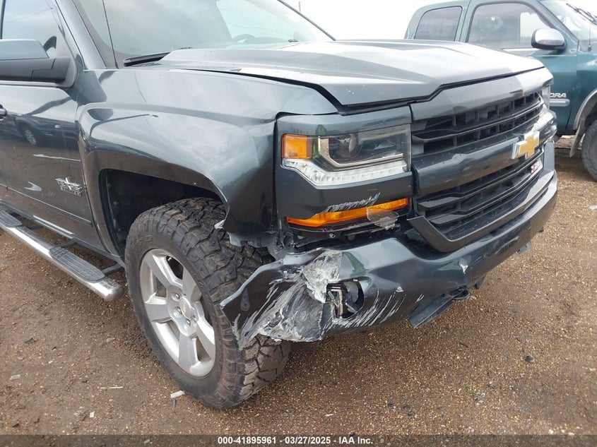 2018 CHEVROLET SILVERADO 1500 VIN: 3GCUKREC4JG186061