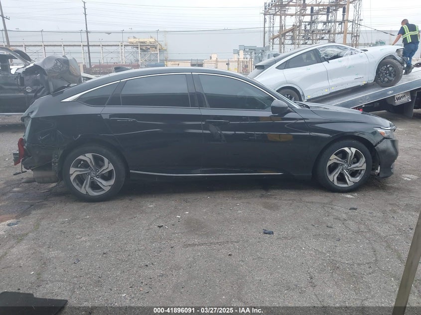 2018 HONDA ACCORD VIN: 1HGCV1F49JA158316