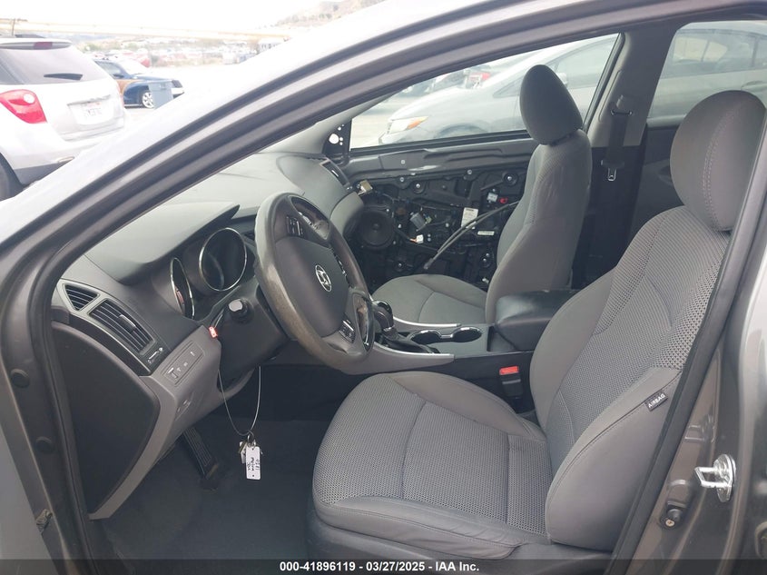 2011 HYUNDAI SONATA VIN: 5NPEB4AC4BH231893