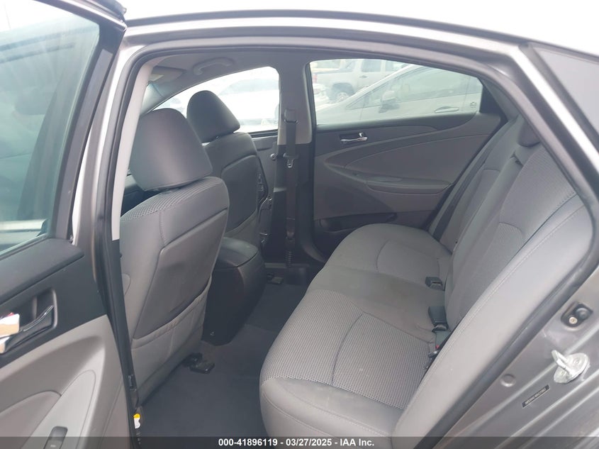 2011 HYUNDAI SONATA VIN: 5NPEB4AC4BH231893