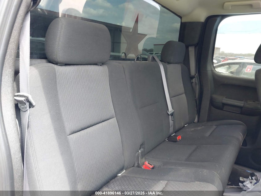 2011 CHEVROLET SILVERADO 1500 VIN: 1GCRCSE04BZ232327