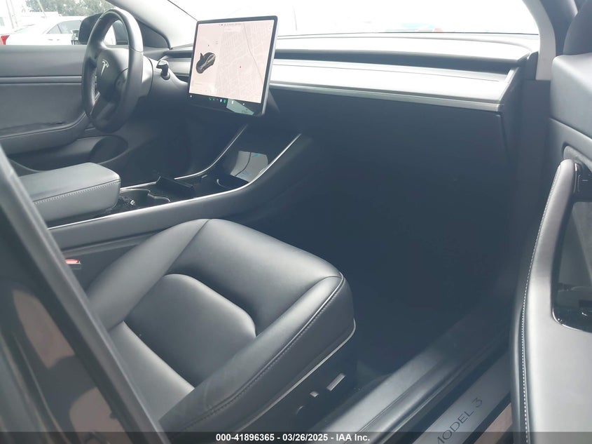 2019 TESLA MODEL 3 VIN: 5YJ3E1EA2KF400197