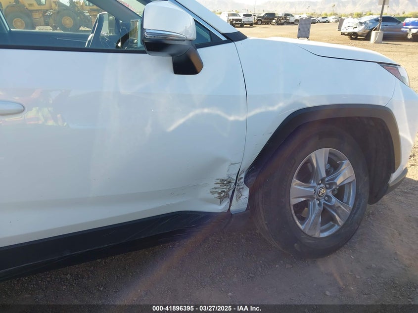 VIN 2T3W1RFV9SW366293 2025 TOYOTA RAV4 XLE