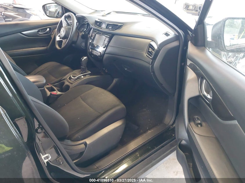 2019 NISSAN ROGUE S/SL/SV - 5N1AT2MT7KD744252