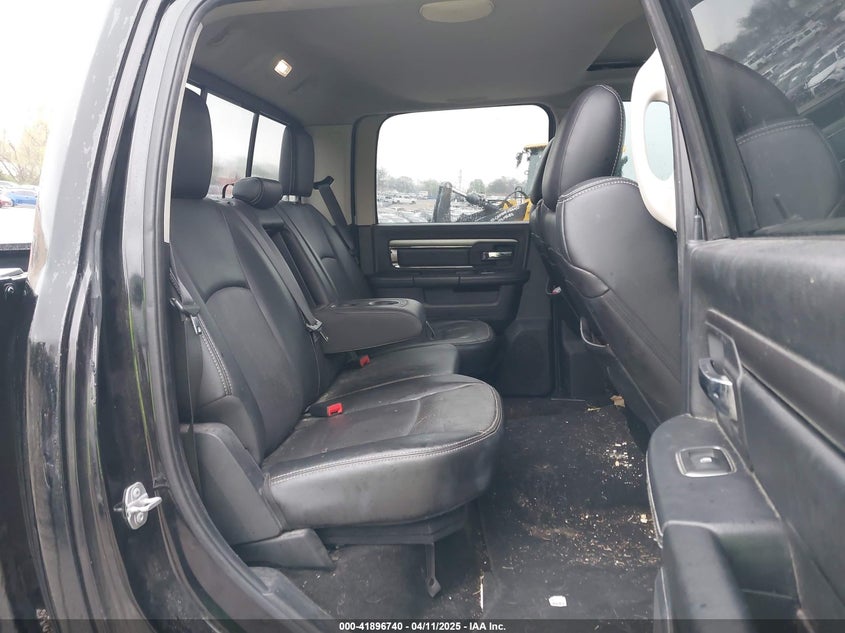 2015 RAM 1500 VIN: 1C6RR7MT8FS533079