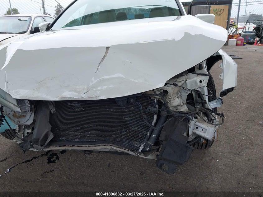 2014 HONDA ACCORD VIN: 1HGCR2F34EA113940