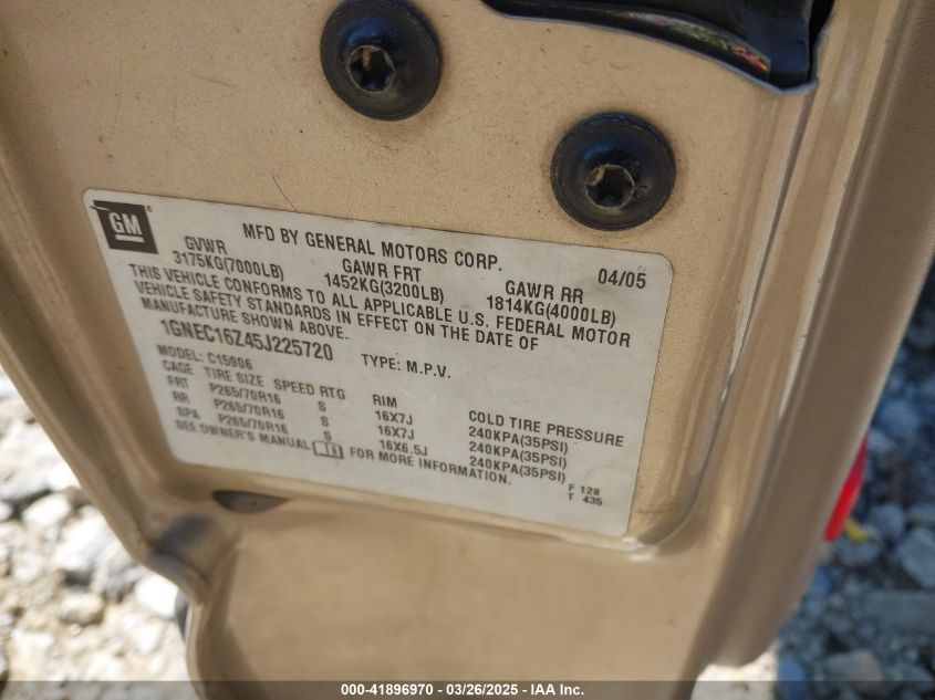 2005 Chevrolet Suburban 1500 Ls VIN: 1GNEC16Z45J225720 Lot: 41896970