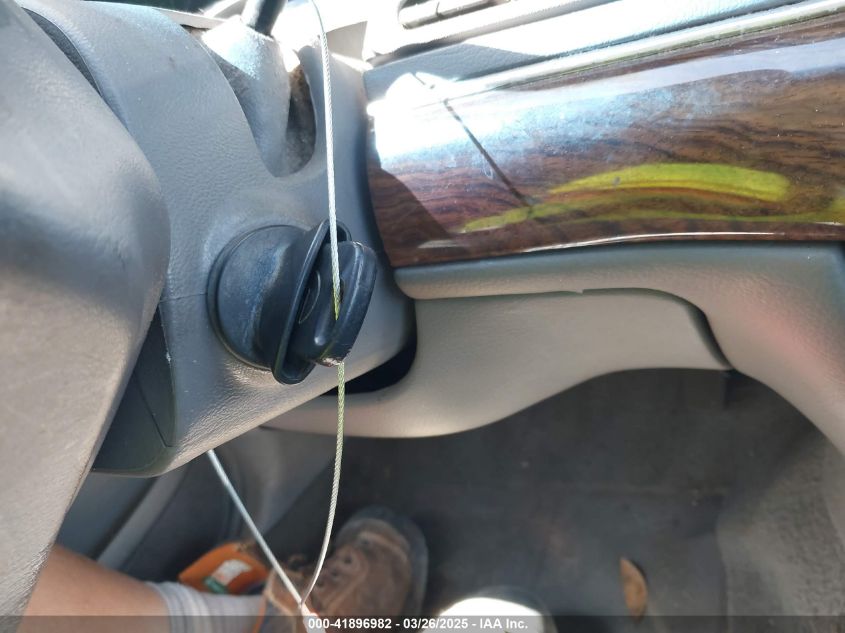 1998 Mercury Grand Marquis VIN: 2MEFM75W6WX669533 Lot: 41896982