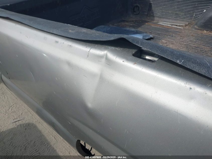 2003 Chevrolet Silverado 1500 VIN: 1GCEC19T33E271027 Lot: 41897605