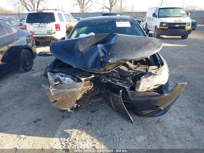 2017 TOYOTA CAMRY VIN: 4T1BF1FK4HU376397