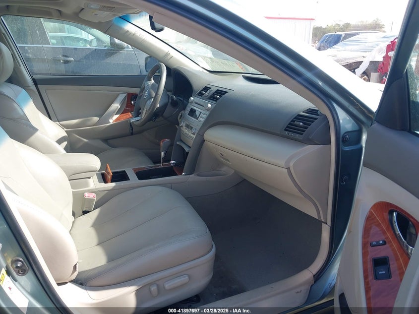 2011 TOYOTA CAMRY HYBRID VIN: 4T1BB3EK2BU142369