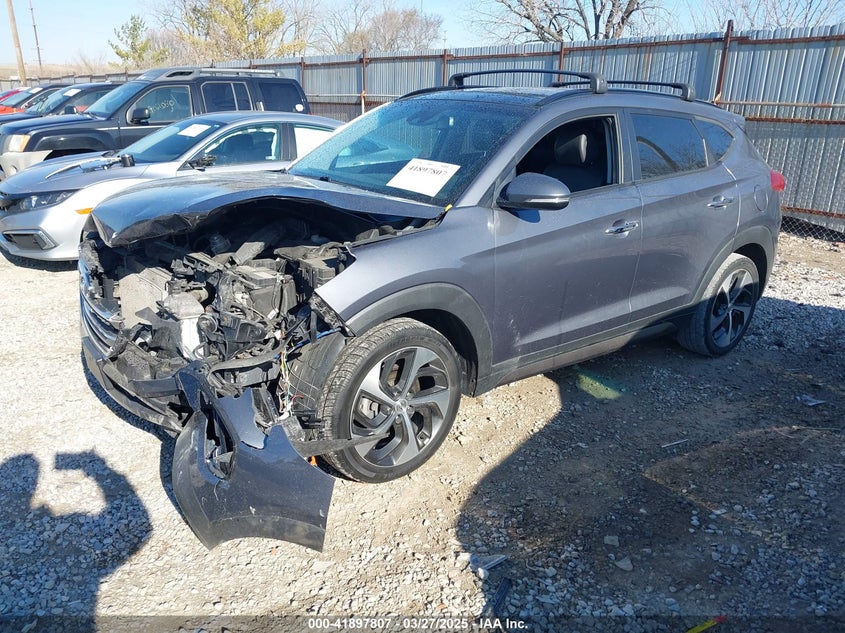 2016 HYUNDAI TUCSON VIN: KM8J3CA2XGU103017