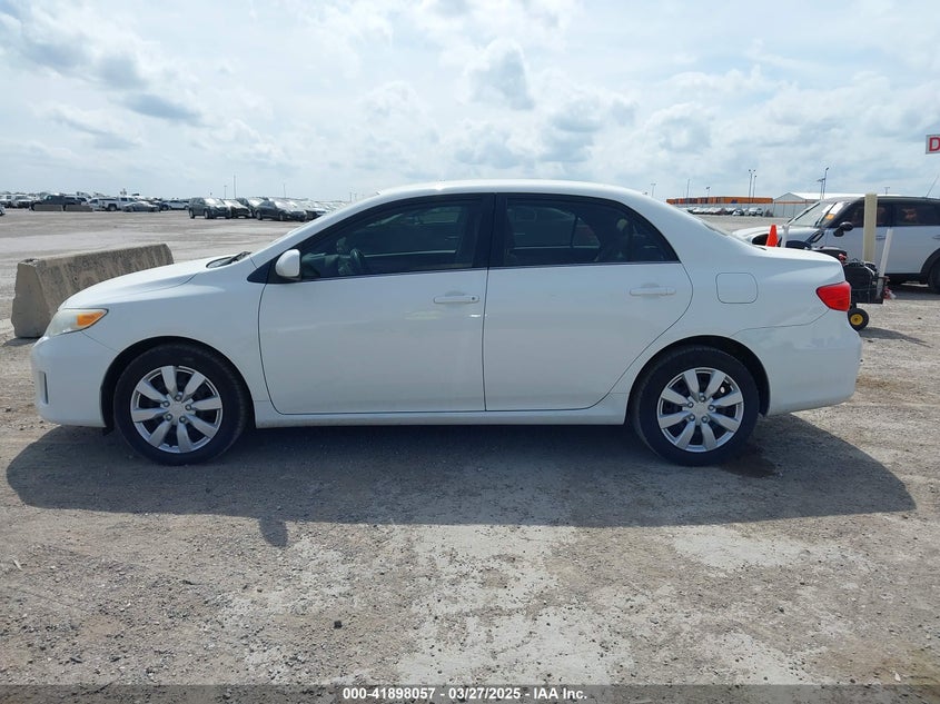 2013 TOYOTA COROLLA LE - 5YFBU4EE1DP090957