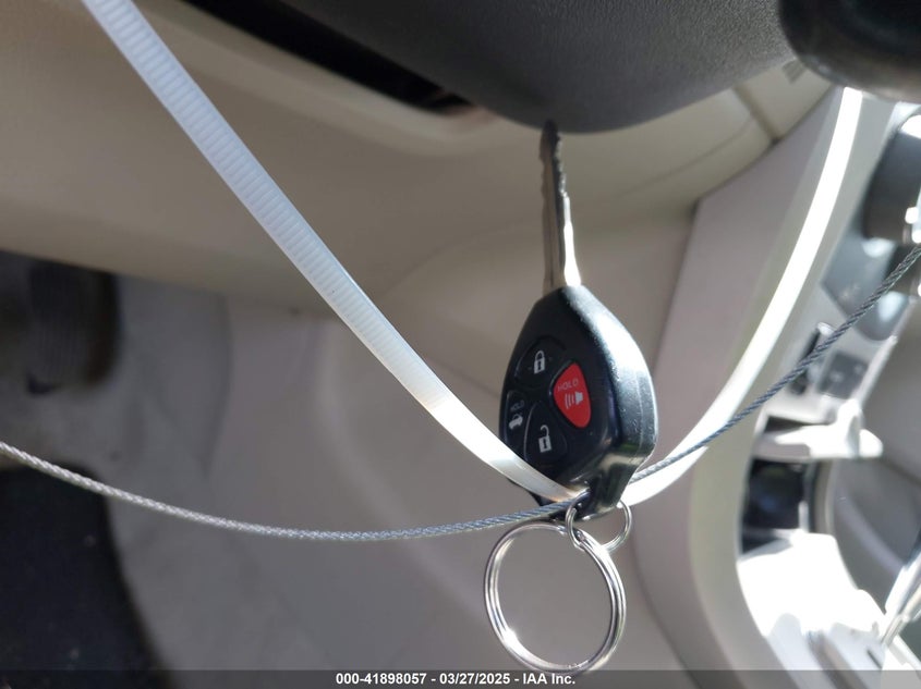 2013 TOYOTA COROLLA LE - 5YFBU4EE1DP090957