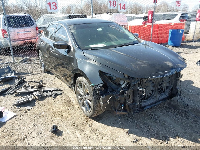 2018 NISSAN ALTIMA VIN: 1N4AL3AP7JC276044