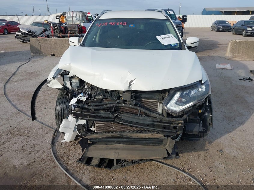 VIN KNMAT2MT7KP528124 2019 NISSAN ROGUE SV