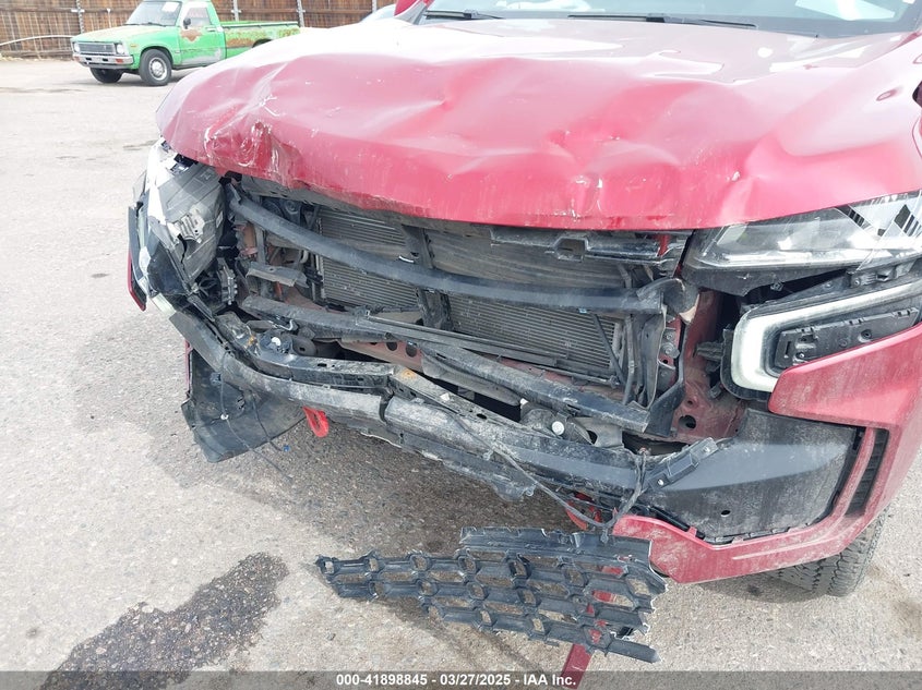 2022 CHEVROLET SUBURBAN 4WD Z71 - 1GNSKDKD2NR194938