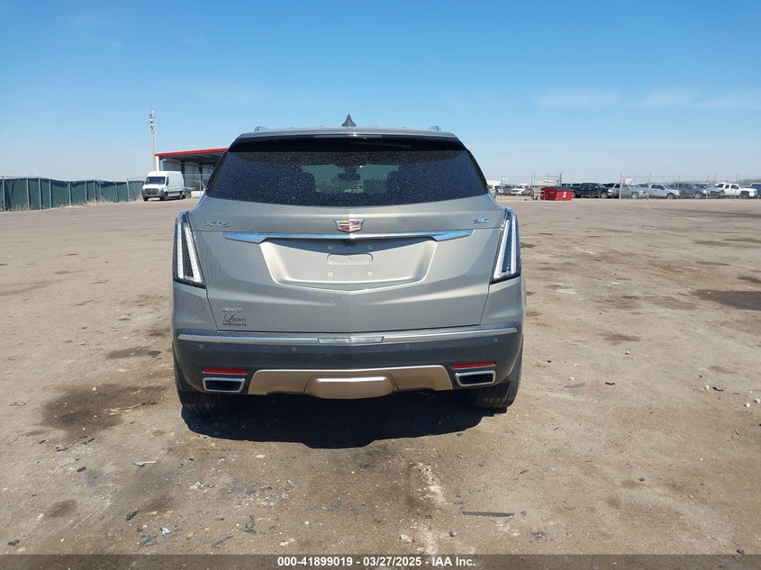 2017 CADILLAC XT5 PLATINUM - 1GYKNFRS8HZ319908