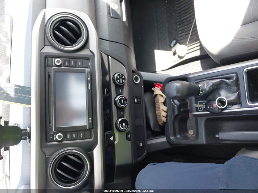 2018 TOYOTA TACOMA DOUBLE CAB/SR/SR5 - 5TFAX5GN6JX123535