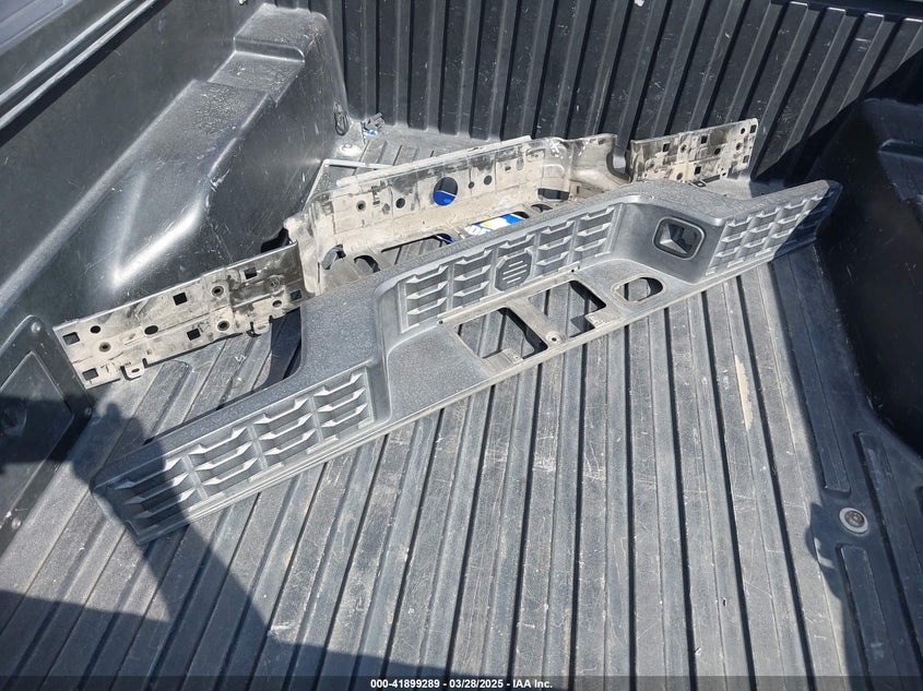 2018 TOYOTA TACOMA DOUBLE CAB/SR/SR5 - 5TFAX5GN6JX123535