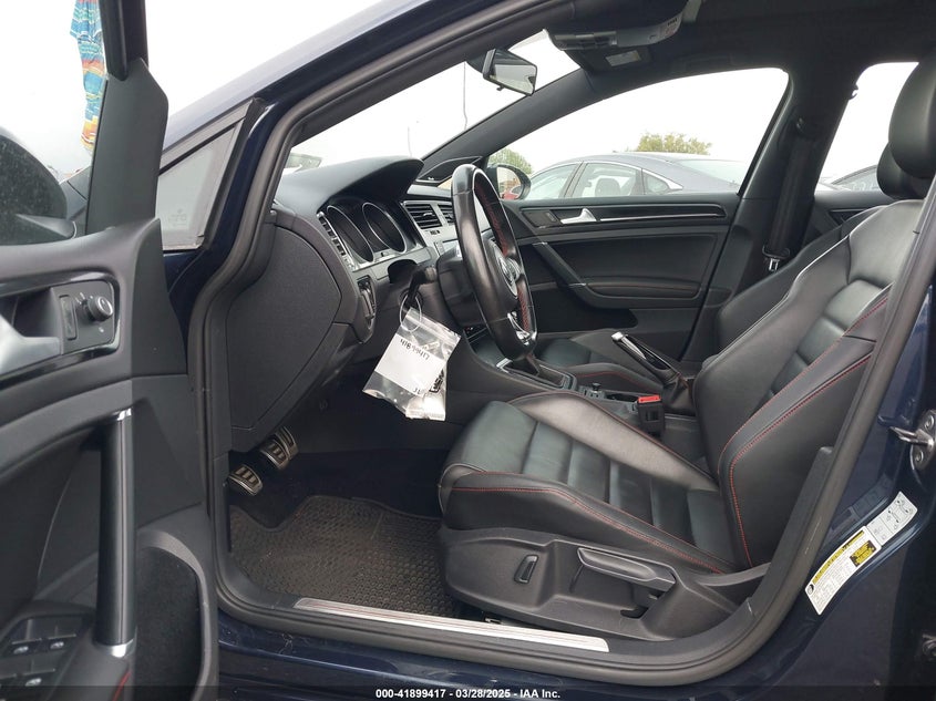 2016 VOLKSWAGEN GOLF GTI SE W/PERFORMANCE PACKAGE 4-DOOR - 3VW547AU3GM055213