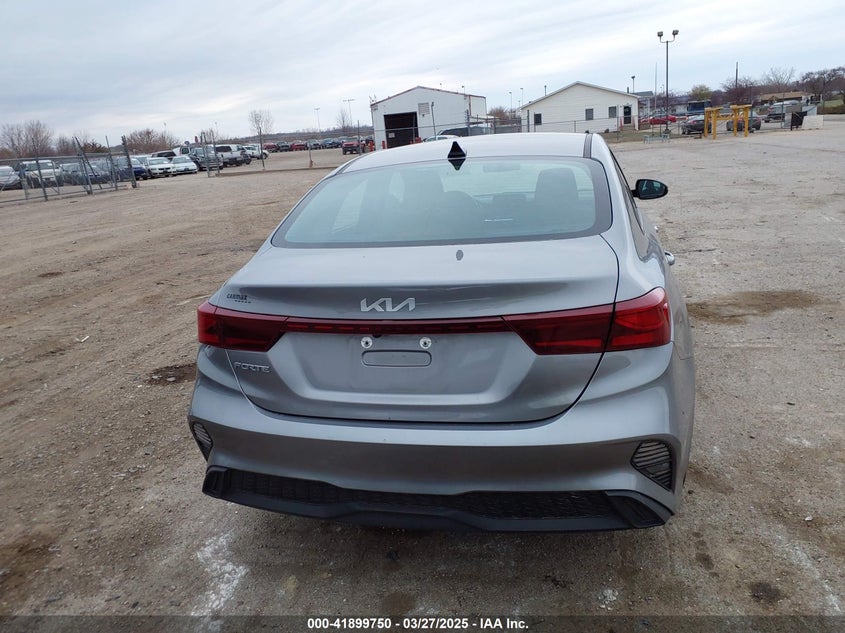 2023 KIA FORTE VIN: 3KPF24AD1PE548359