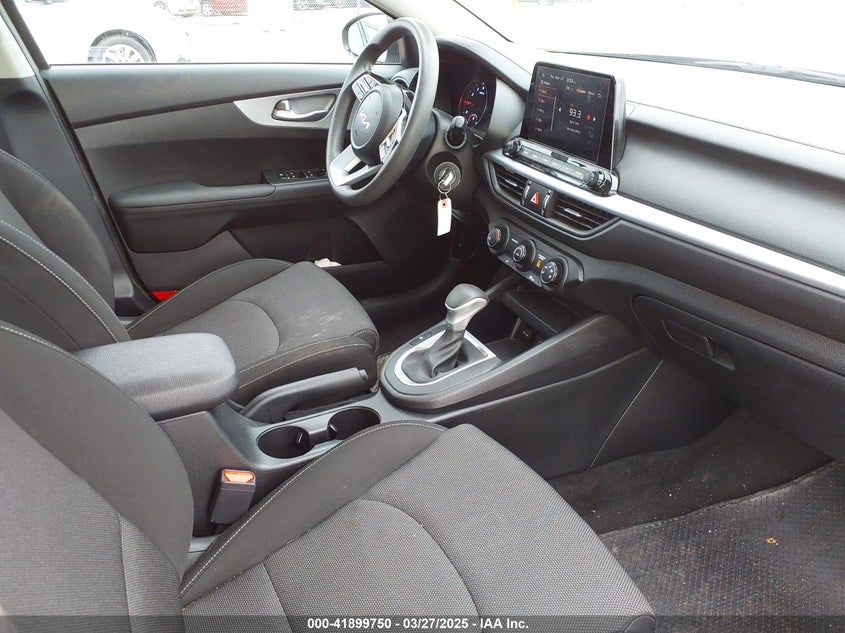 2023 KIA FORTE VIN: 3KPF24AD1PE548359