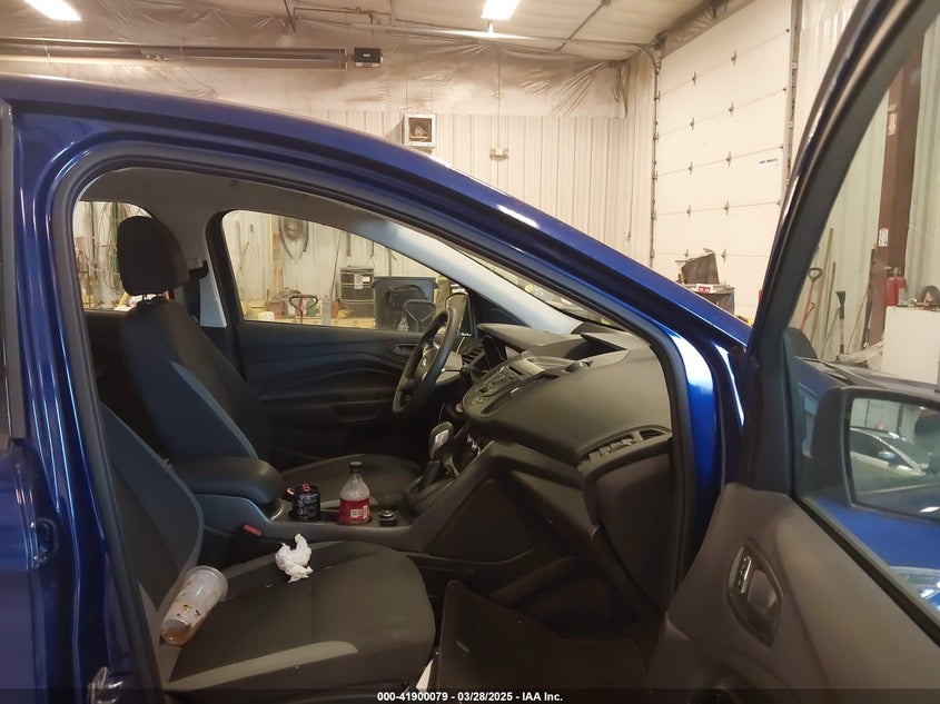 2016 FORD ESCAPE VIN: 1FMCU0F76GUC09960