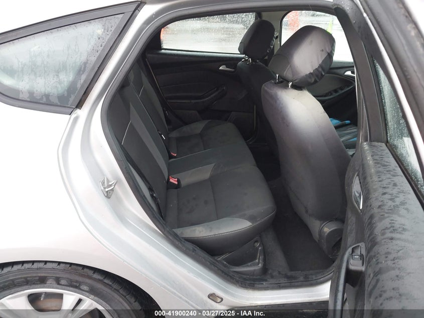 2014 FORD FOCUS VIN: 1FADP3K2XEL277506
