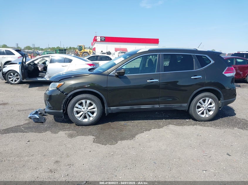 2015 NISSAN ROGUE VIN: 5N1AT2MT9FC788825
