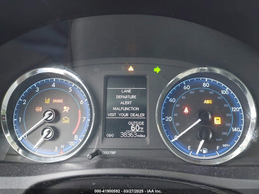 2017 TOYOTA COROLLA LE - 5YFBURHE9HP658855