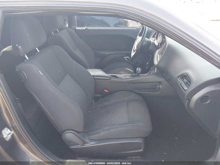 2019 DODGE CHALLENGER VIN: 2C3CDZAG2KH612656