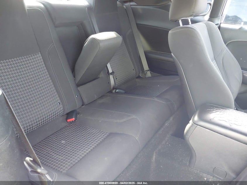 2019 DODGE CHALLENGER VIN: 2C3CDZAG2KH612656
