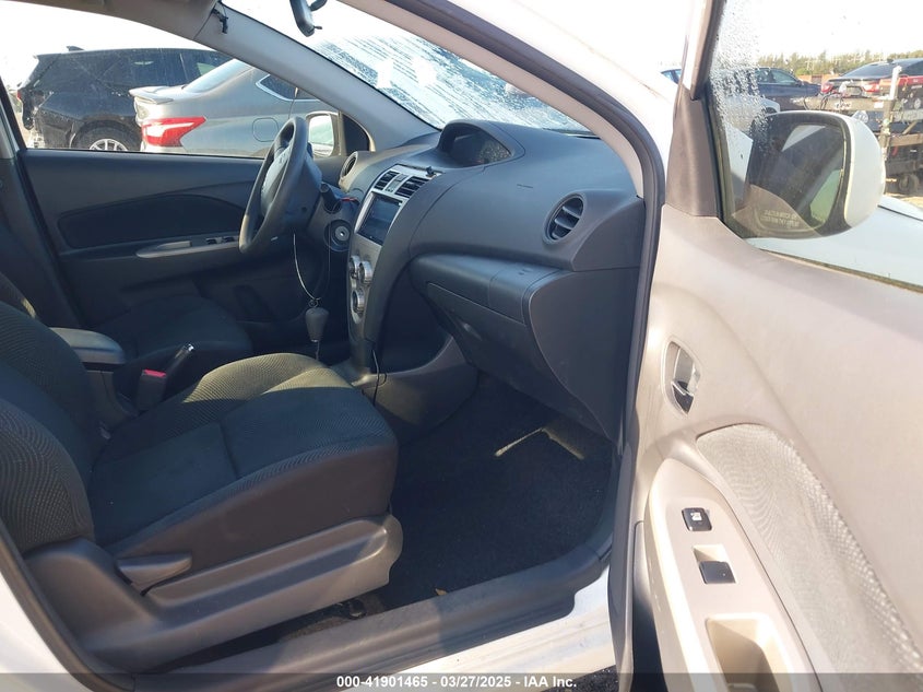 2009 TOYOTA YARIS VIN: JTDBT903791306893